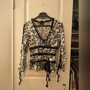 Nelli by jenice jaraicie top sz M ivory and black